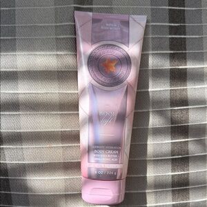 Bath & Body Works -Book Loft